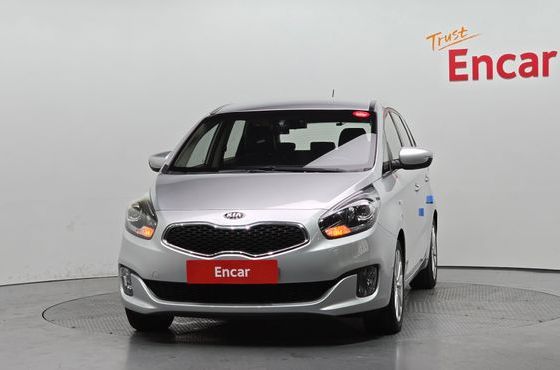 Kia Carens 2.0 LPi Prestige — пробег 157 648 км — фото 3 из 5