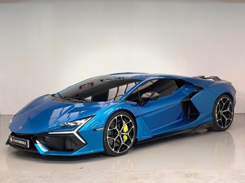 Lamborghini Revuelto 6.5 V12 — пробег 400 км — фото 1 из 5