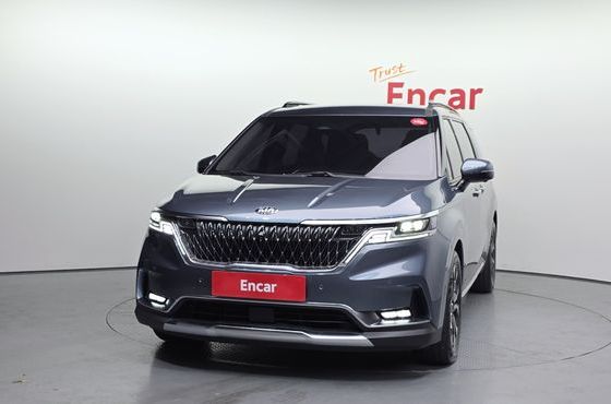 Kia Carnival Gasoline 7-Seater Signature — пробег 29 903 км — фото 3 из 5