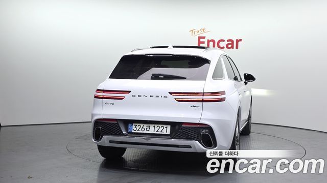Genesis GV70 из Кореи Encar