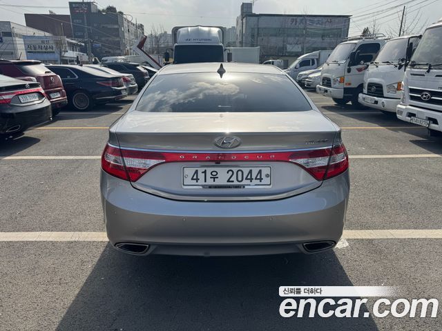 Hyundai Grandeur HG240 Luxury — пробег 180 691 км — фото 4 из 5