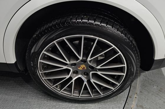 Porsche Cayenne 3.0 — пробег 40 987 км — фото 5 из 5