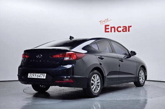 Hyundai AVANTE 1.6 Smart — пробег 163 386 км — фото 2 из 5