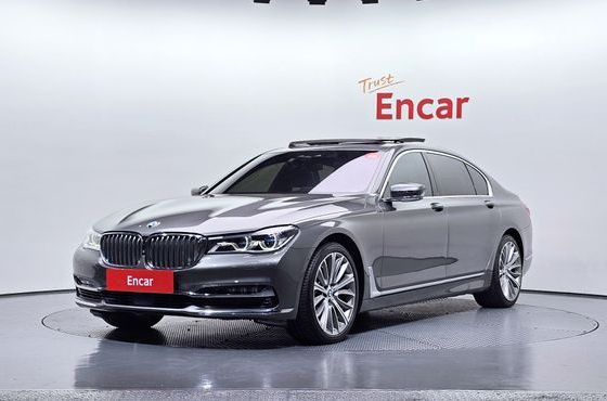 BMW 7-Series 750Li xDrive — пробег 90 329 км — фото 1 из 5