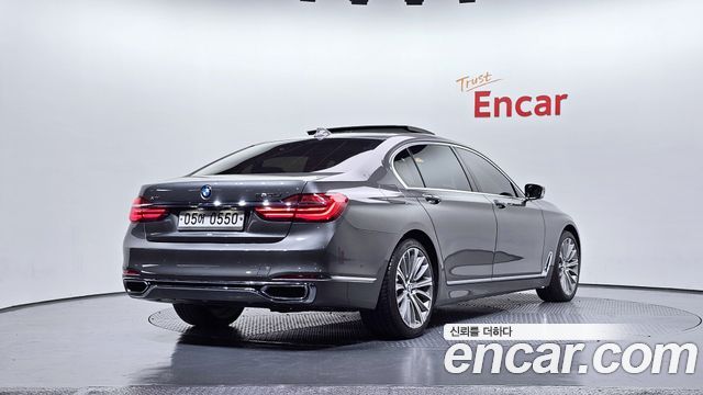 BMW 7-Series 750Li xDrive — пробег 90 329 км — фото 2 из 5
