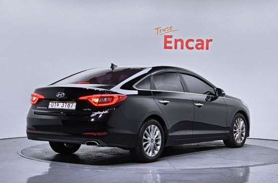 Hyundai Sonata 2.0 Smart — пробег 115 626 км — фото 2 из 5