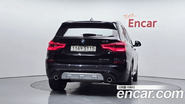 BMW X3 xDrive 30d — пробег 121 649 км — фото 4 из 5