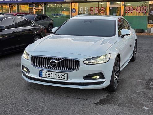 Volvo S90 B5 Ultimate Bright — пробег 11 472 км — фото 1 из 5