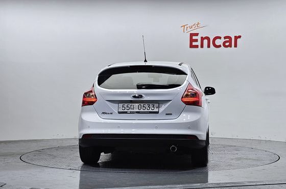 Ford Focus 2.0 Diesel Trend Hatchback 3rd — пробег 51 106 км — фото 4 из 5