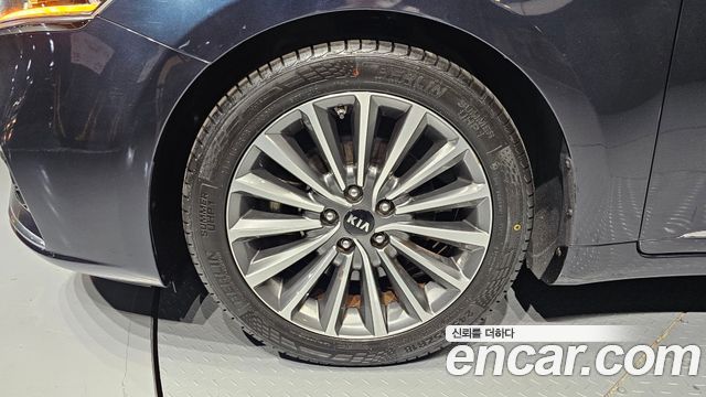 Kia K7 из Кореи Encar