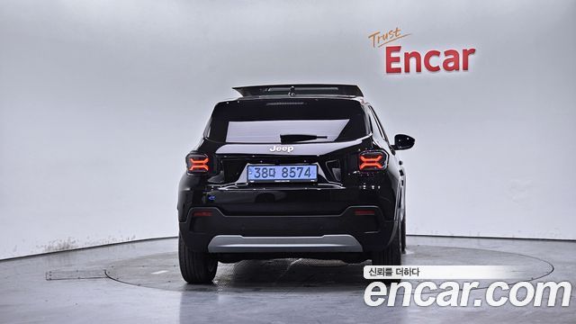 Jeep Avenger из Кореи Encar