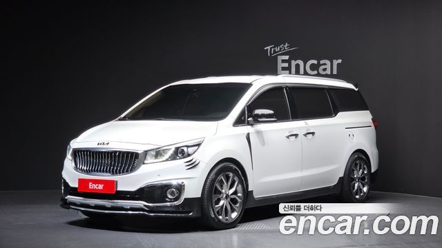 Kia Carnival 9-seater Prestige — пробег 209 633 км — фото 1 из 5