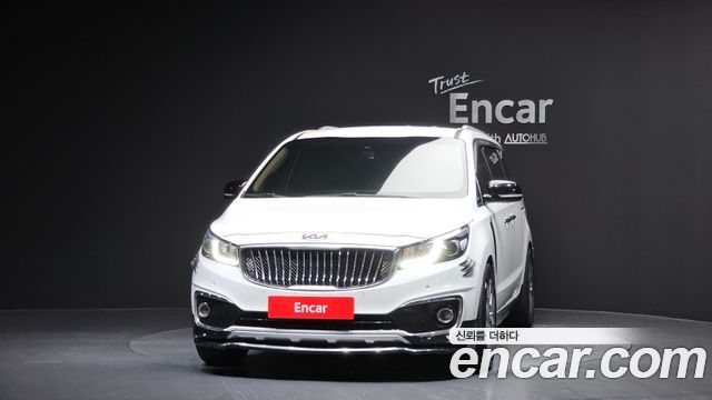 Kia Carnival 9-seater Prestige — пробег 209 633 км — фото 3 из 5
