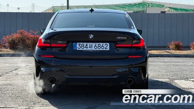 BMW 3-Series 320i M Sport — пробег 91 709 км — фото 4 из 5