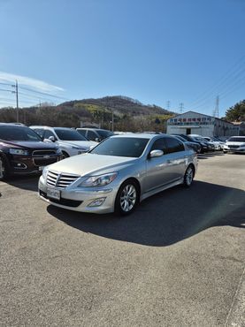 Hyundai Genesis 3.8 Exported — пробег 77 381 км — фото 1 из 5