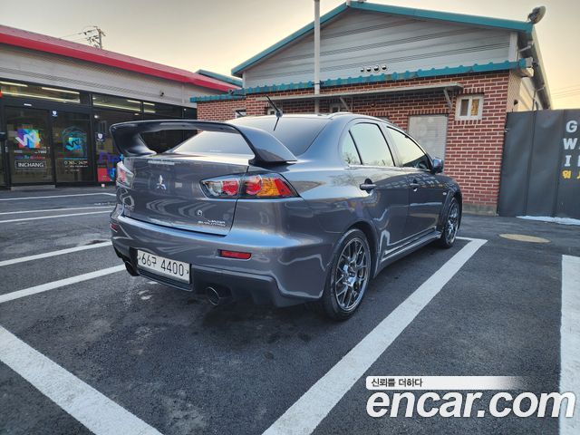 Mitsubishi Lancer Evolution из Кореи Encar