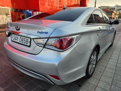Hyundai Sonata 2.0 Modern — пробег 190 000 км — фото 4 из 5