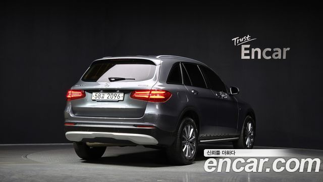 Mercedes-Benz GLC-Class GLC350e 4MATIC — пробег 84 615 км — фото 2 из 5