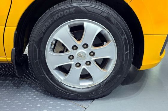 Hyundai Starex School Bus — пробег 70 072 км — фото 5 из 5