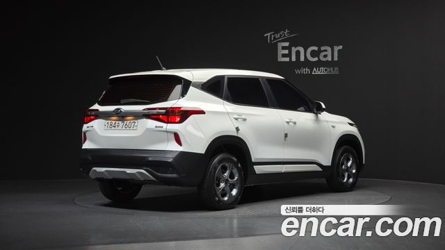 Kia Seltos из Кореи Encar
