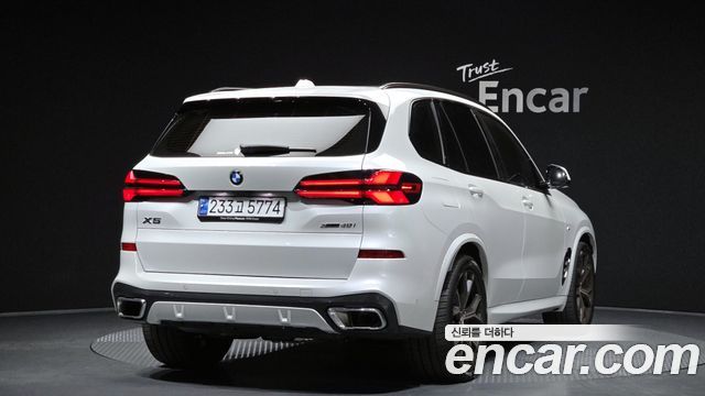 BMW X5 xDrive 40i M Sport — пробег 7 033 км — фото 2 из 5