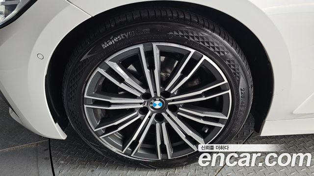 BMW 3-Series 320d M Sport — пробег 78 172 км — фото 5 из 5
