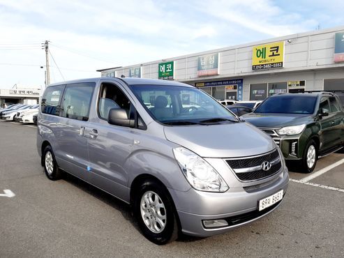 Hyundai Starex 5-Seater VAN CVX Luxury — пробег 160 000 км — фото 1 из 5