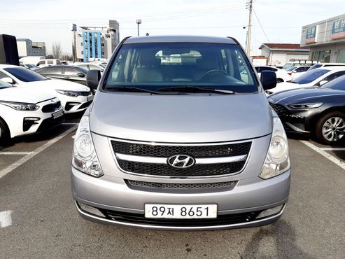 Hyundai Starex 5-Seater VAN CVX Luxury — пробег 160 000 км — фото 2 из 5