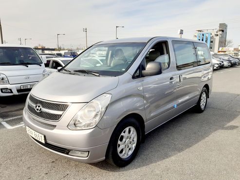 Hyundai Starex 5-Seater VAN CVX Luxury — пробег 160 000 км — фото 3 из 5