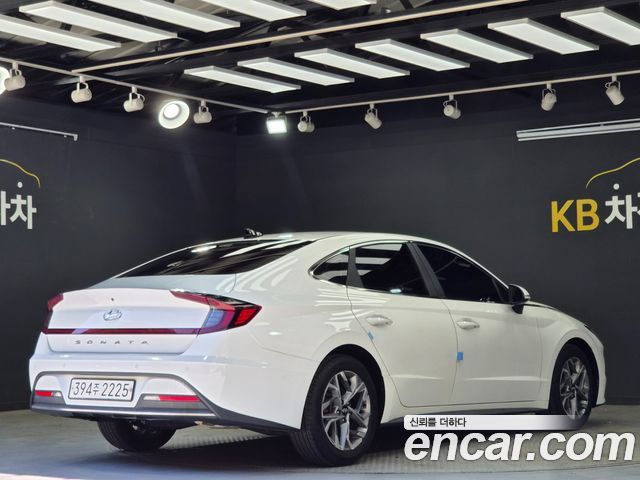 Hyundai Sonata 2.0 Premium Family — пробег 90 000 км — фото 5 из 5