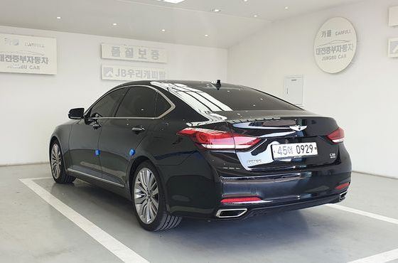 Hyundai Genesis G380 Finest Edition AWD — пробег 229 500 км — фото 4 из 5