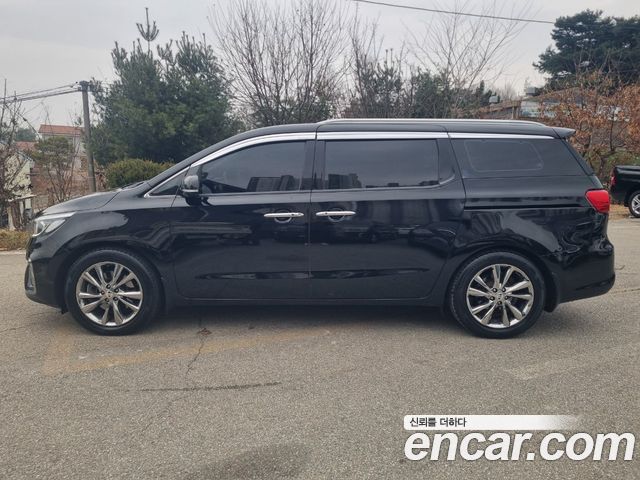 Kia Carnival из Кореи Encar