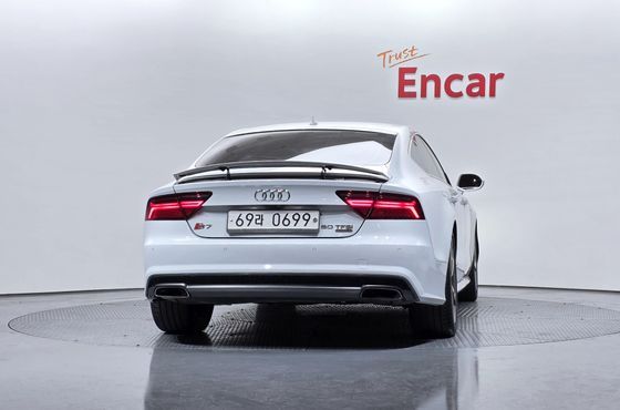Audi A7 40 TFSI Quattro Sport 4G — пробег 126 852 км — фото 4 из 5