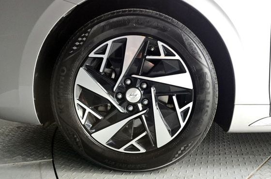 Hyundai Grandeur Exclusive — пробег 76 478 км — фото 5 из 5