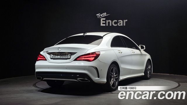 Mercedes-Benz CLA-Class CLA220 AMG Line — пробег 98 171 км — фото 2 из 5