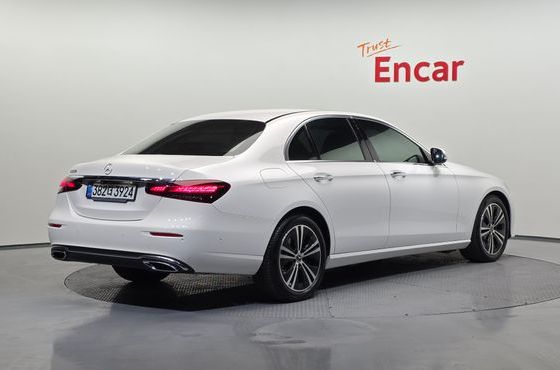Mercedes-Benz E-Class E250 Avantgarde — пробег 77 436 км — фото 2 из 5