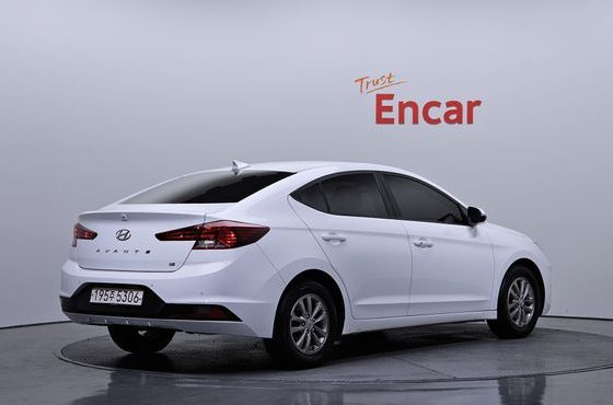 Hyundai AVANTE 1.6 Smart — пробег 149 059 км — фото 2 из 5
