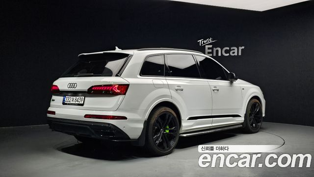 Audi Q7 50 TDI Quattro Premium — пробег 27 072 км — фото 2 из 5
