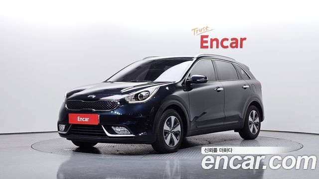 Kia Niro Prestige — пробег 111 907 км — фото 1 из 5