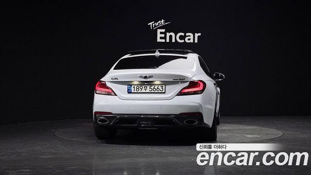 Genesis G70 2.0T AWD Sport Package — пробег 84 692 км — фото 4 из 5