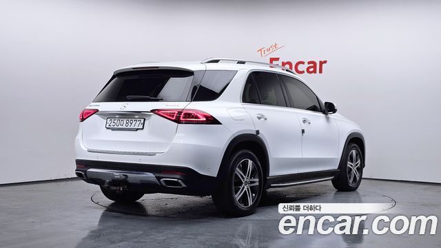 Mercedes-Benz GLE-Class GLE300d 4MATIC — пробег 96 665 км — фото 2 из 5