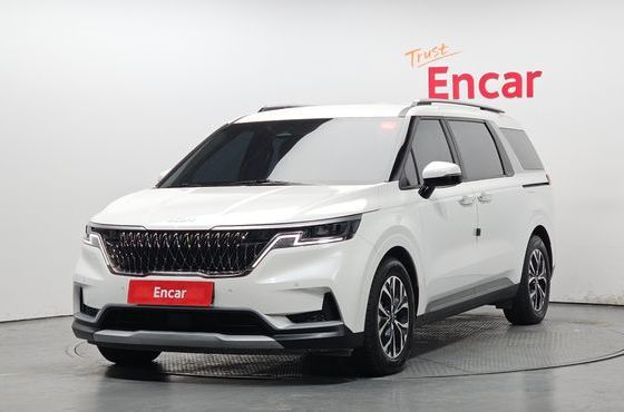 Kia Carnival 9-Seater Prestige — пробег 58 729 км — фото 1 из 5