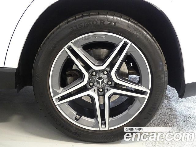 Mercedes-Benz GLS-Class GLS400d 4MATIC — пробег 16 000 км — фото 4 из 5