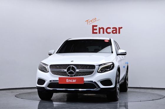 Mercedes-Benz GLC-Class GCL300 4MATIC Coupe — пробег 43 729 км — фото 3 из 5