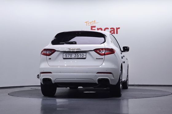 Maserati Levante 3.0 AWD Luxury — пробег 51 157 км — фото 4 из 5