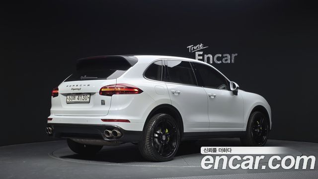 Porsche Cayenne 3.0 S E-Hybrid 958 — пробег 158 917 км — фото 2 из 5