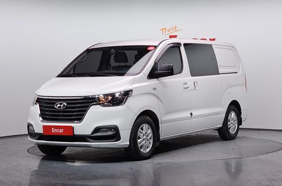 Hyundai Starex Van 5-Seater Smart — пробег 19 070 км — фото 1 из 5