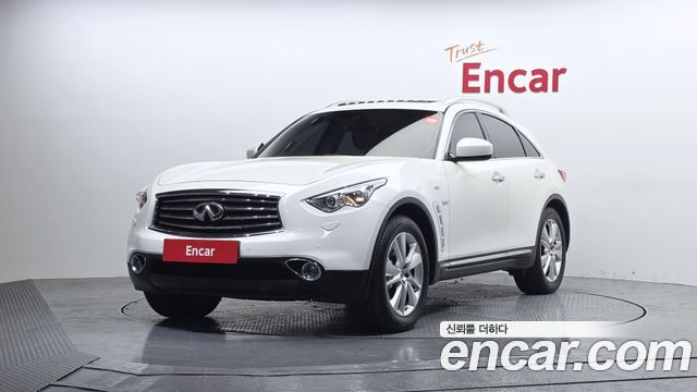 Infiniti QX70 3.0d AWD — пробег 106 139 км — фото 1 из 5
