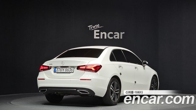 Mercedes-Benz A-Class A220 Sedan — пробег 32 763 км — фото 2 из 5