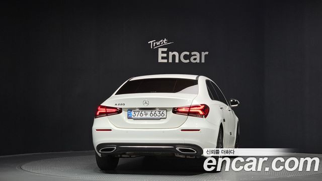 Mercedes-Benz A-Class A220 Sedan — пробег 32 763 км — фото 4 из 5
